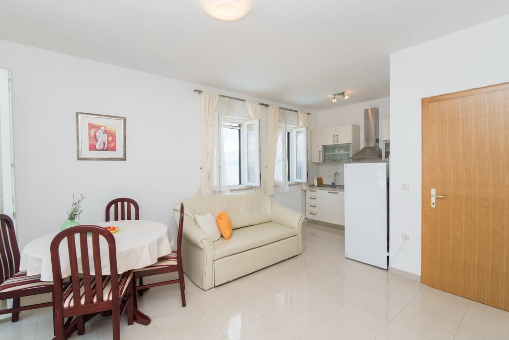 Apartments Grlica Sutivan Luaran gambar